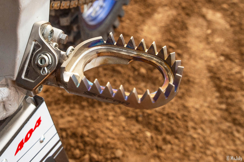 Yamaha Yz 450 [SCAR] - Titan-Fußrasten selbstreinigend