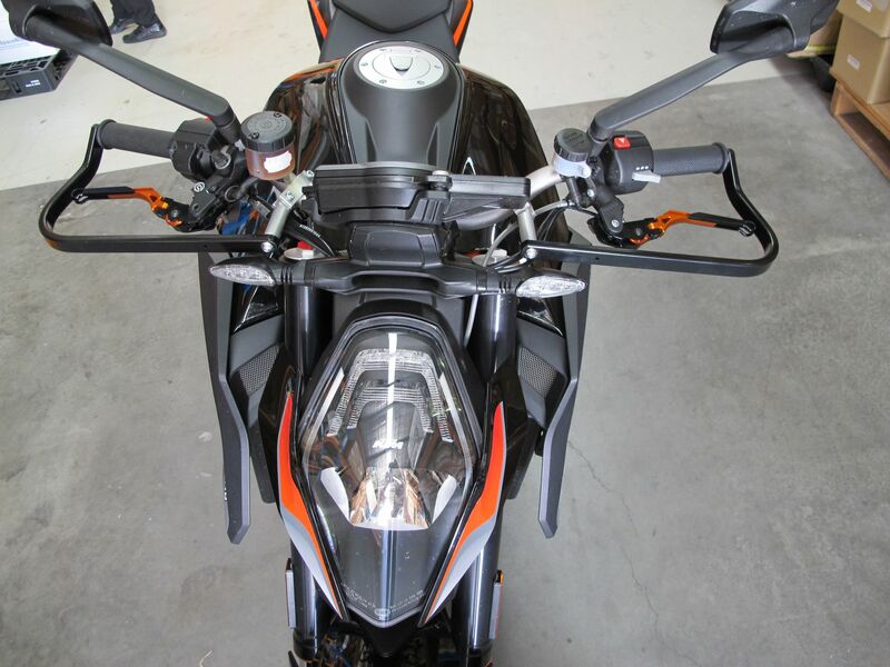 Ktm Super Duke 1290 [BARKBUSTERS] - Hardware-Kit Zweipunktbefestigung Black KTM