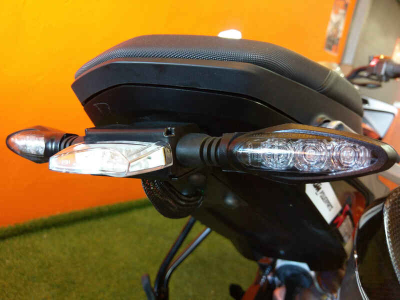 Ktm 790 Duke [ACCESS DESIGN] - Kennzeichenhalter auf Radhöhe schwarz KTM Duke 790/890