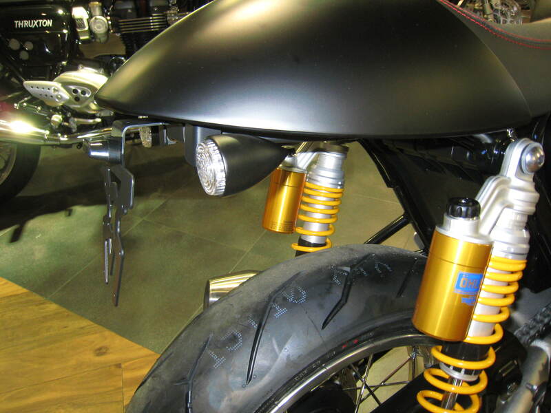 Triumph Thruxton 1200 [ACCESS DESIGN] - Kennzeichenhalter Radlauf schwarz Triumph Thruxton 1200