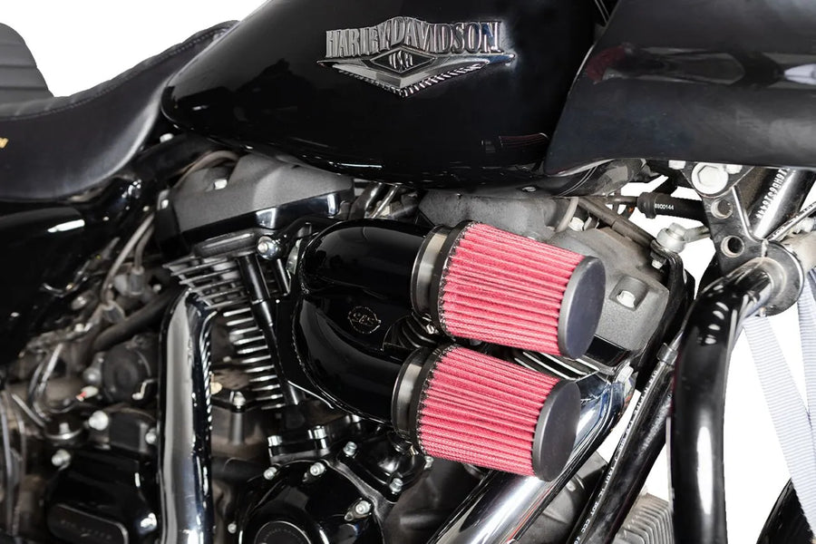 Harley-Davidson FLSTFI 1923 Softail Fat Boy Gray Ghost 117 [2025] - Tuned Induction Luftfilterkit – Oberfläche: Schwarz – Bild 5