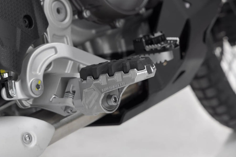 Aprilia Tuareg 660 [SW-MOTECH] – Evolution fotstöd