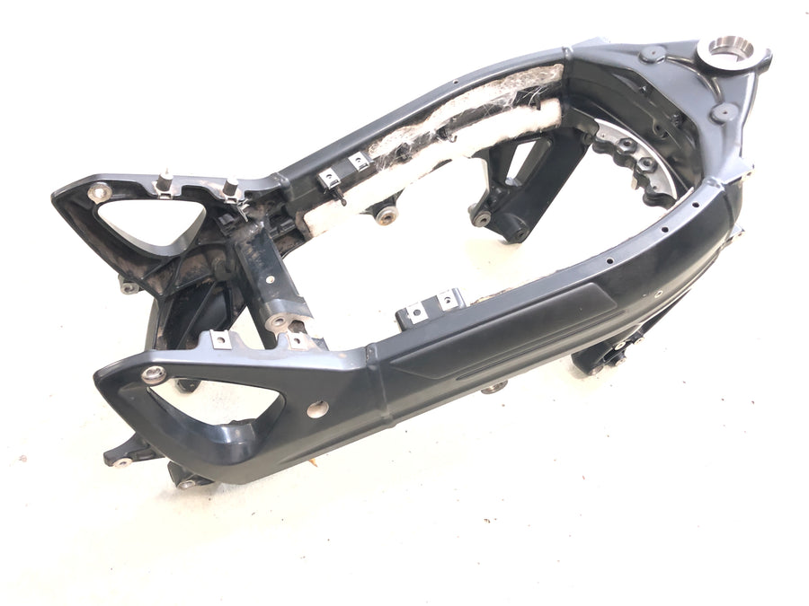 BMW F 800 ST [2006] - Ram med pappersolycka - Gratis