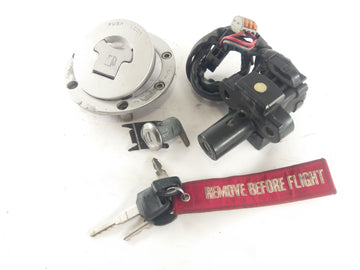 Honda CBR 900 RR SC33 [1996] - Locksmith