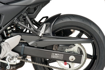TRIUMPH BONNEVILLE T 120 BLACK [2025] - Bakhjulsskydd | Carbon look | PUIG 5019C
