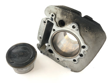 Yamaha TT 600 R DJ01 [2000] - Cylinder med kolvar