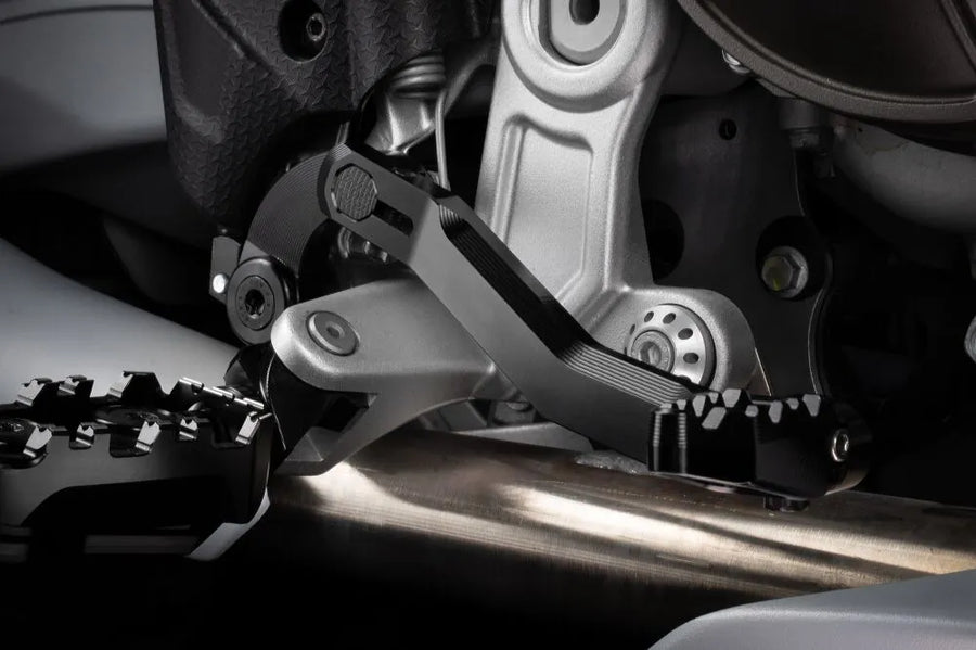 Aprilia Tuareg 660 [GILLES TOOLING] – Bromsspak från sidan