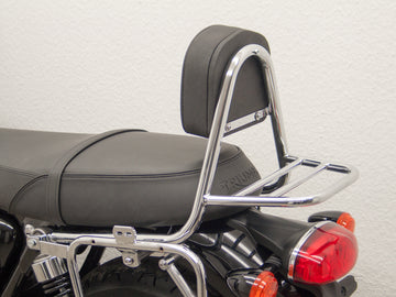 Triumph Bonneville T 100 [2017] - Sissy Bar gjord av rör med kuddar och bagagerack
