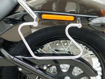 Harley Davidson Softail Street Bob (Milwaukee-Eight 107/114) [2018] - Packtaschenbügel