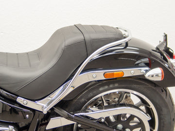 Harley Davidson Softail Low Rider (Milwaukee-Eight 107/114) [2018] - Sitzbankumrandung