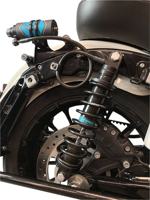 Harley-Davidson FLHXSE 1977 Street Glide CVO 121 [2025] - REVO ARC Remote Reservoir Außenbefestigung – Bild 11