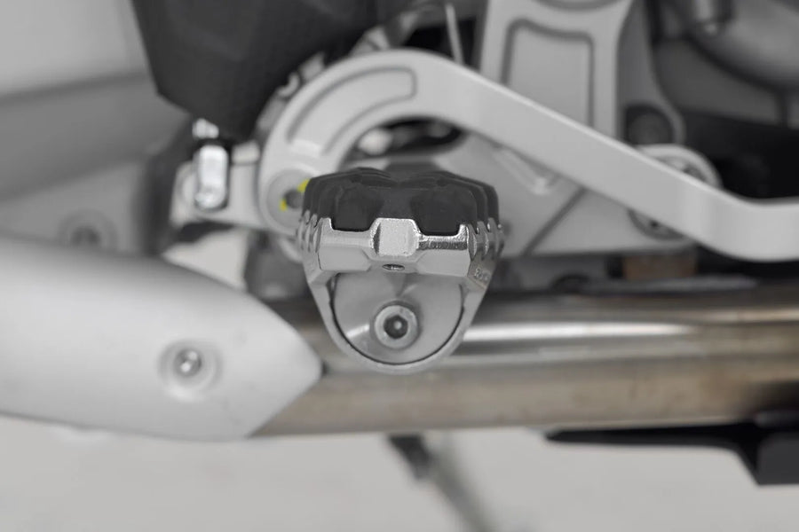 Aprilia Tuareg 660 [SW-MOTECH] – Evolution fotstöd