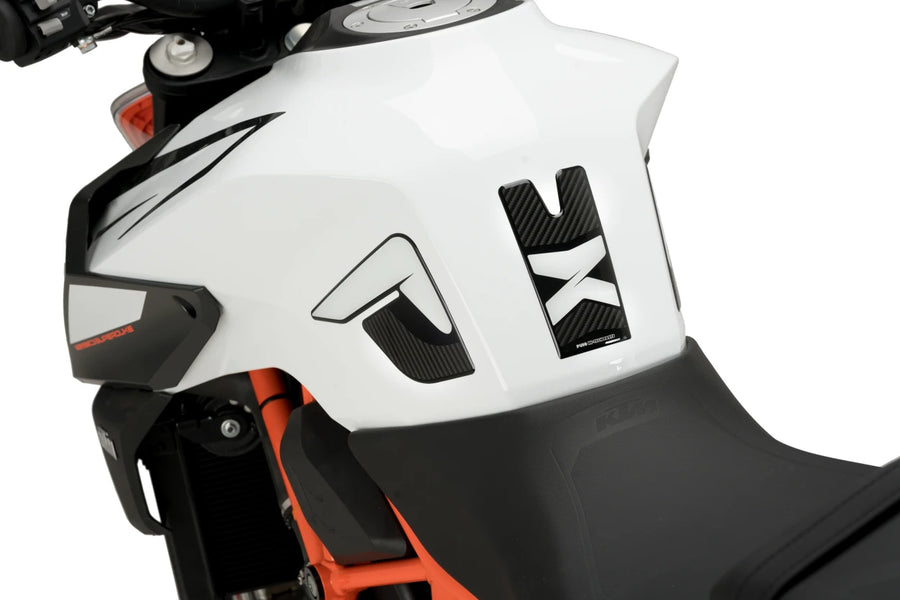 KTM 1290 SUPERDUKE R EVO [2023] – Spezifischer Tankschutz – Carbon look