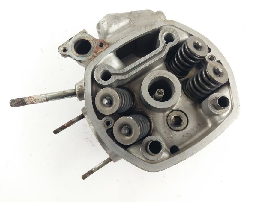 Honda CX 500 E PC06 [1982] - Cylinder head