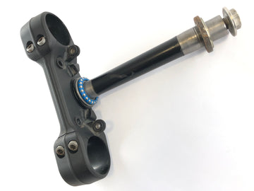Husqvarna Vitpilen 401 [2021] - Fork Bridge nedan