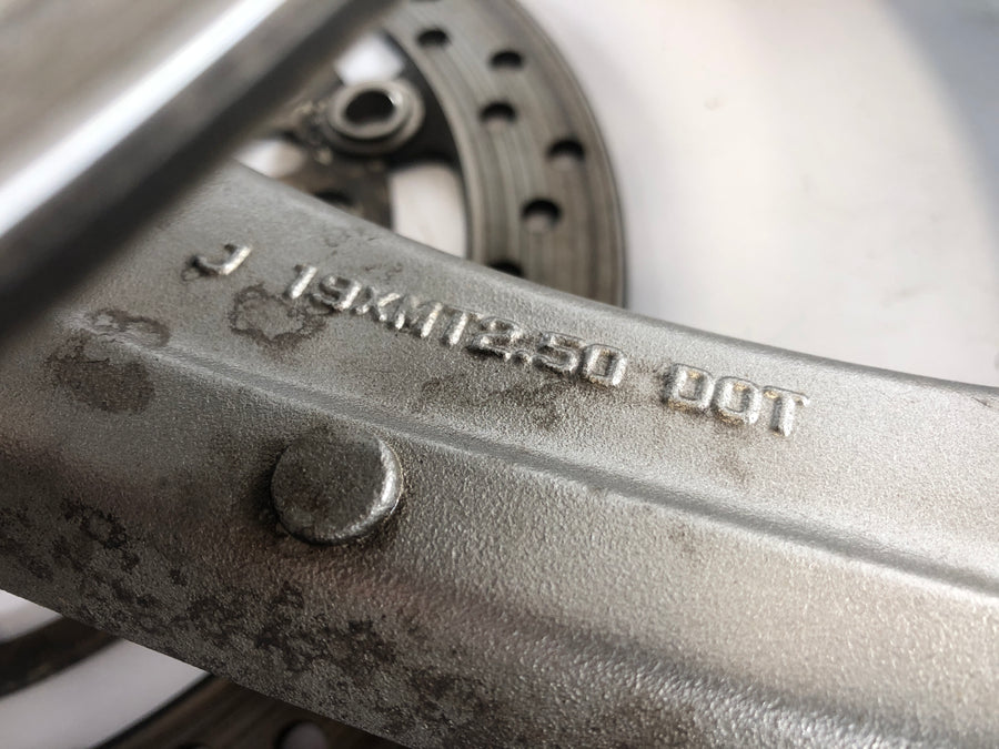 Honda Varadero XL 1000 SD02 [2002] - Framhjulets hjulkant