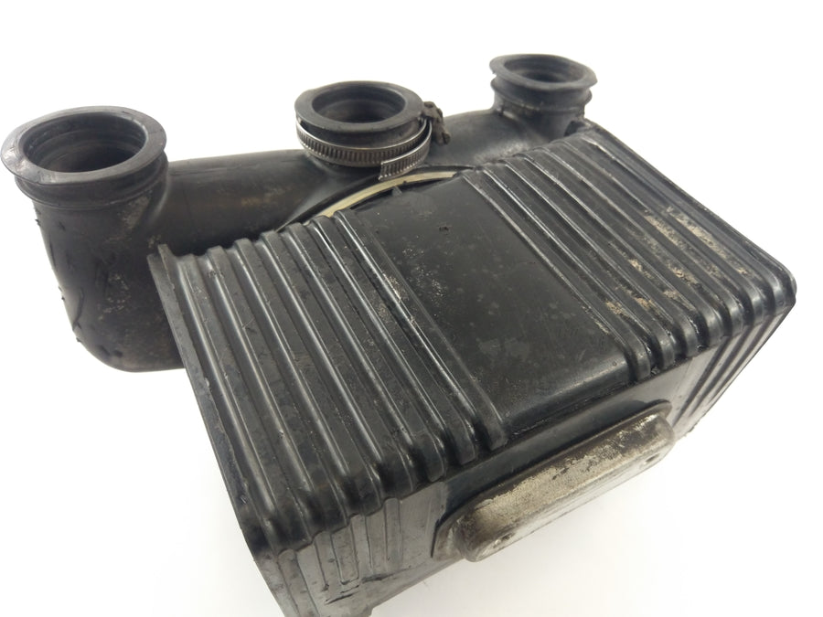 Suzuki GT 550 [1978] - Airbox Air Filter Box utan sidoskydd