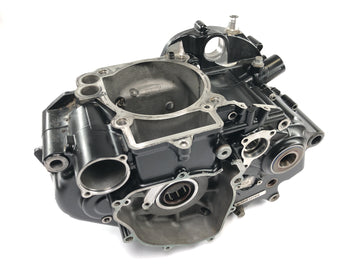 Husqvarna 701 Svartpilen [2019] - Motorhus motorblock tomt hus