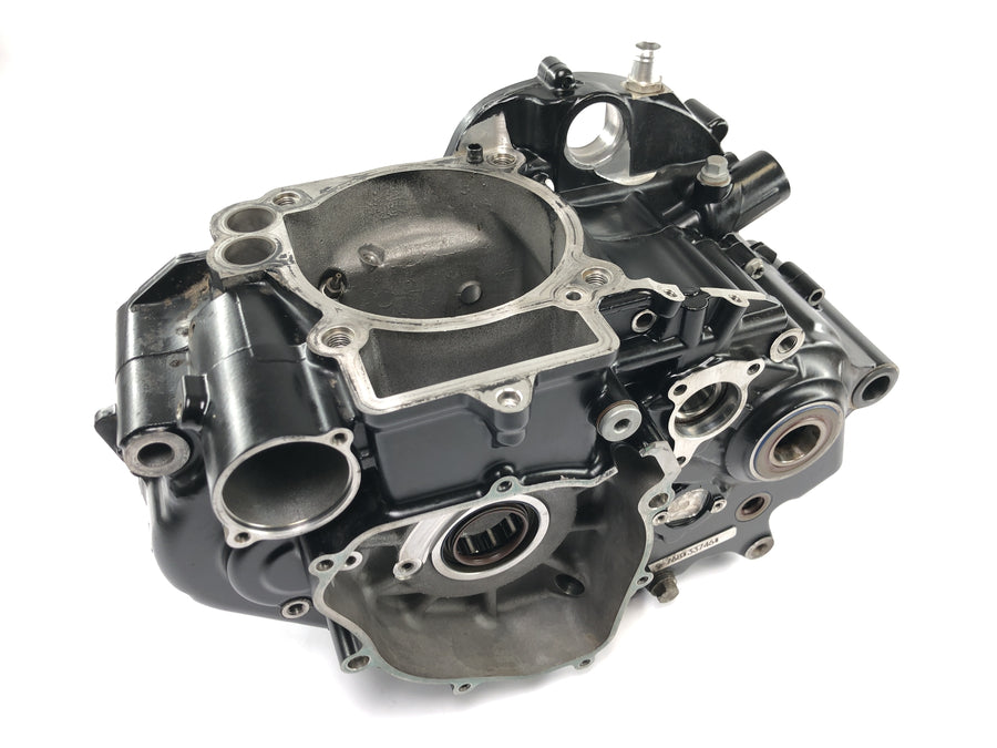 Husqvarna 701 Svartpilen [2019] - Motorhus motorblock tomt hus