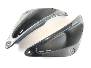 Yamaha YZF R6 RJ03 [2000] - Ramverk som täcker uppdrag till höger vänsteruppsättning