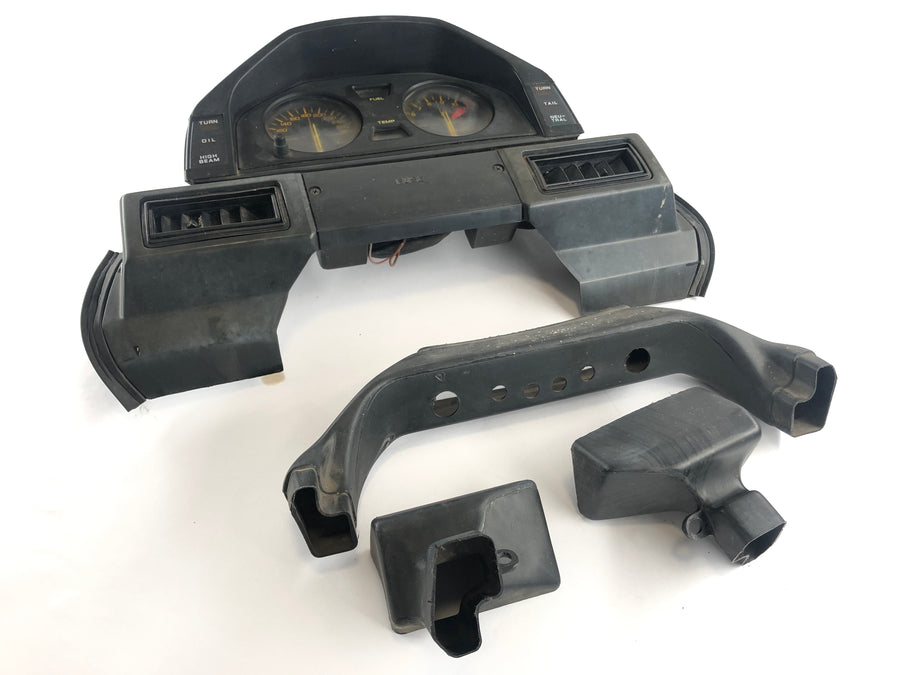 Honda VF 1000 F SC15 [1986] - Cockpit med ventilation