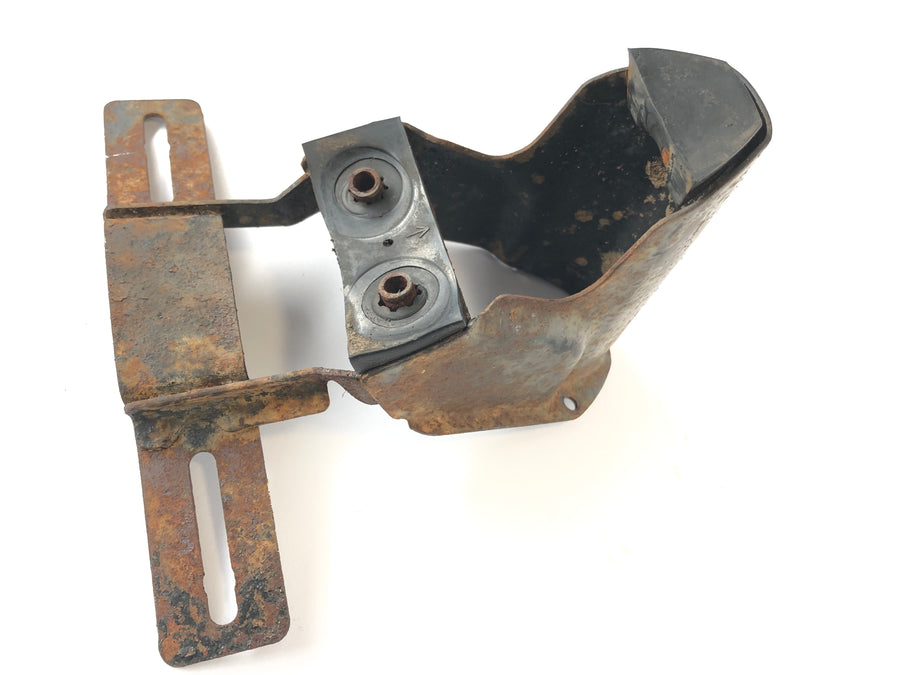 Suzuki DR 250 SJ41A [1982] - Taillight mount with license plate holder