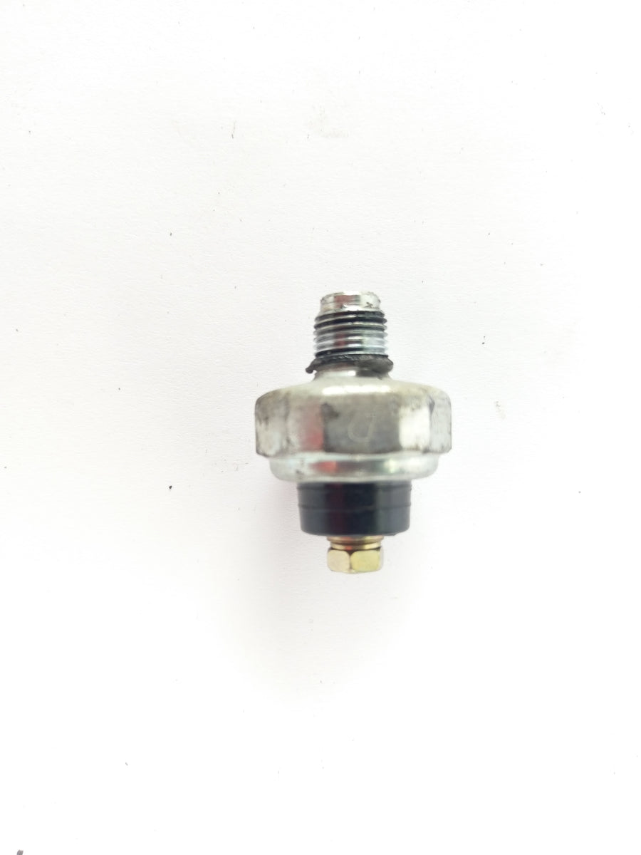 Honda CBR 900 RR SC50 - Oil pressure switch