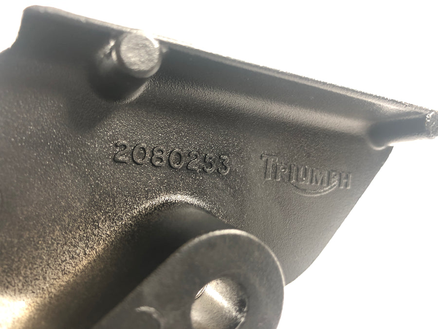 Triumph Daytona 1200 T300D [1995] - Footstöd till höger med bromspedalen