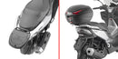 VOGE SR1 125 [GIVI] - Topcasehållare för MONOLOCK®-fodral, använd MONOLOCK®-plattan som ingår i fodralet