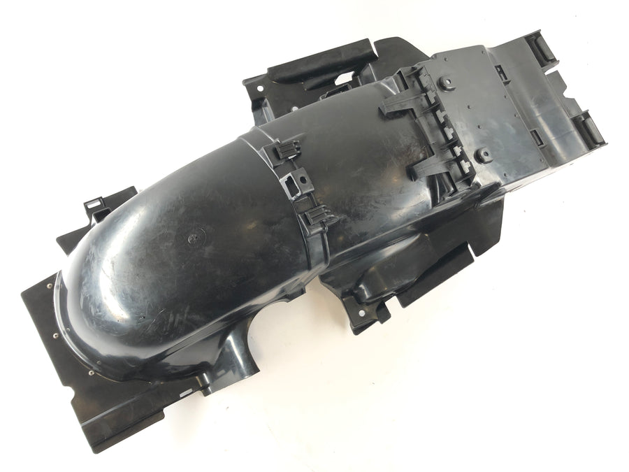 Honda GL 1500 Goldwing SC22 [1988] - Kot Wing Behind Splash Protection