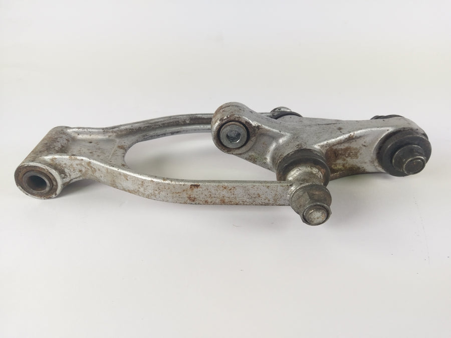 Suzuki DR 650 SP42B - Anslutningsstycke Central Feather Bone Swinge "Bone"
