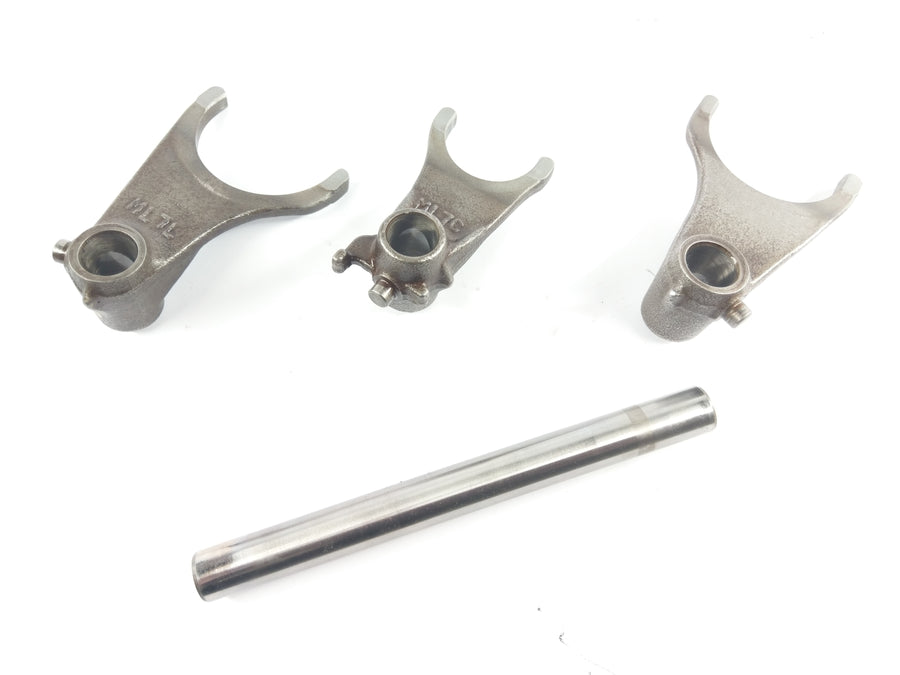 Honda VFR 800 FI RC46- Switching Fork Circuit Clusters with Axel