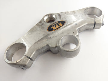 Triumph Daytona 955i T595 [1998] - Fork Bridge ovanför