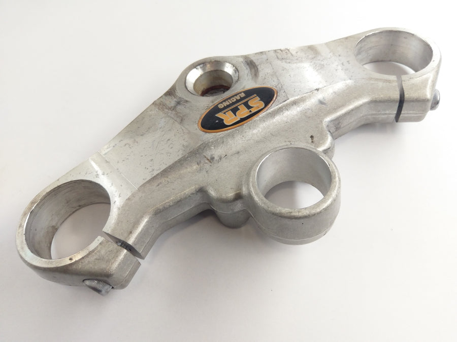 Triumph Daytona 955i T595 [1998] - Fork Bridge ovanför