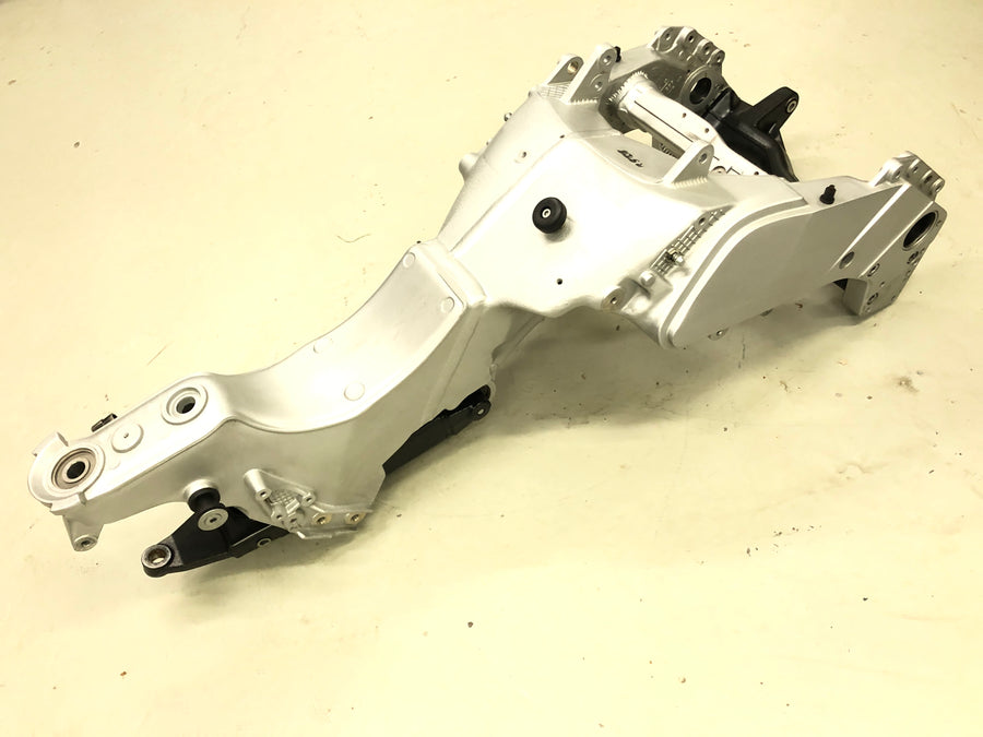 BMW K 1200 GT K12 [2004] - Ram med papper