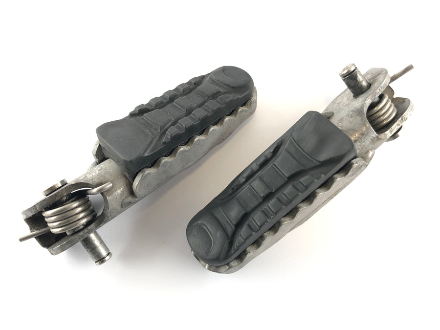 BMW R 1200 GS LC [2016] - Driver footrests left and right