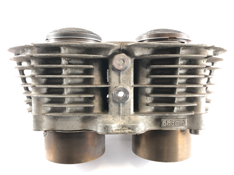 Yamaha XS 650 typ 447 [1975] - Cylinder med kolvar