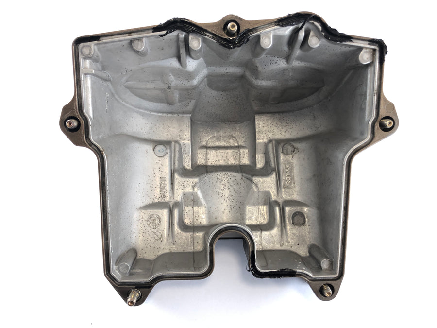 Aprilia RSV 1000 RR Factory [2009] - Ventillockcylinder på baksidan
