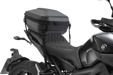 Moto Guzzi V7 850 Stone Special [SW-MOTECH] – Urban ABS Topcase Spanngurt-Variante mit Bodeneinsatz