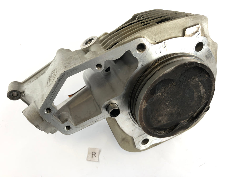 BMW R 1100 R Type 259 [1999] - Cylinder med kolvar till höger