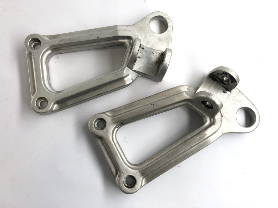Ducati 888 Strada [1993] - Footrest Holder Socius vänster och höger