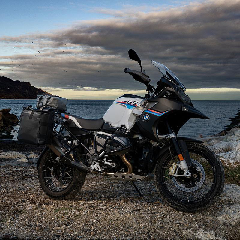 BMW F 900 GS Adventure [2024-] - Aluminiumplatte mit vorderer Schnellkupplung aus Hypalon und Schloss