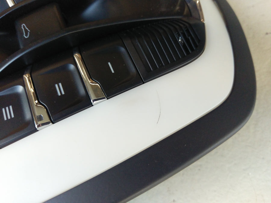 Porsche Panamera Turbo [2010] - Switch Roofing Sky Light Garage Scoring Opener