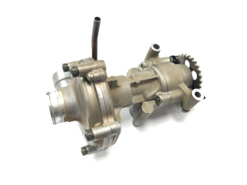 Yamaha YZF R1 RN04 [2001] - Vattenpump kylvätskepump oljepump pumphus - 0