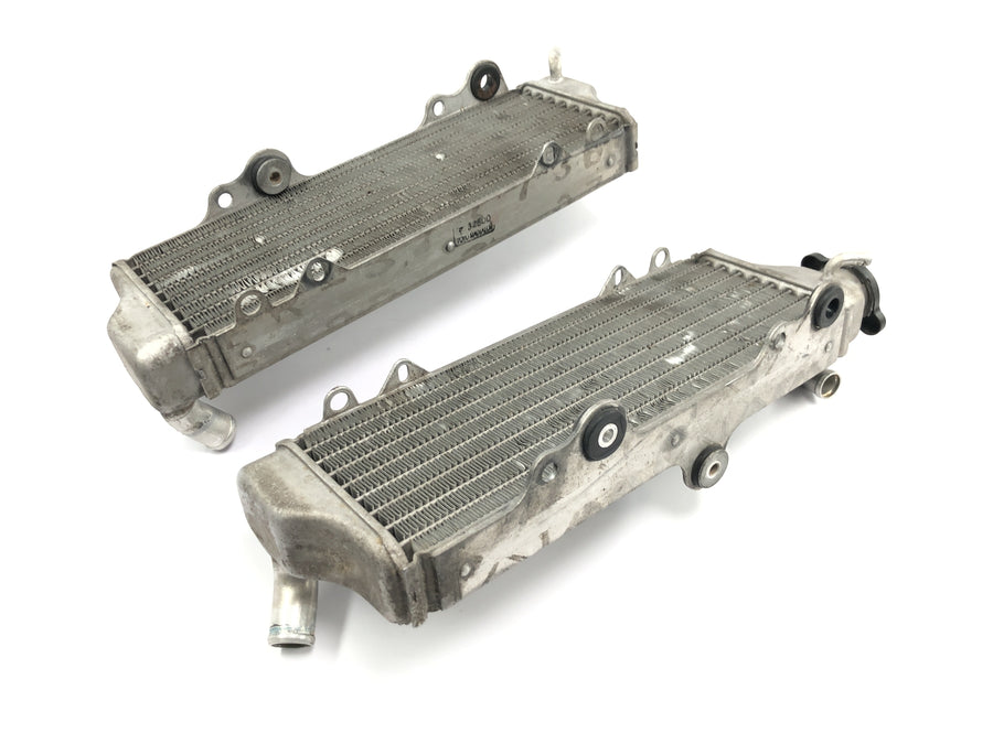 Husqvarna TE 610 H6 8AE [TE 570 H7] - Kylare vattenkylare vänster höger set