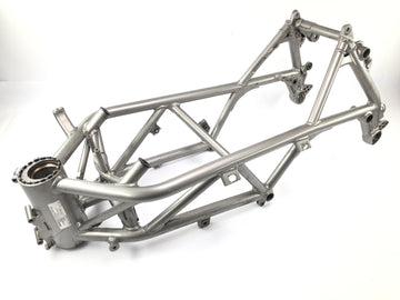 Ducati 999 H4 [2003] - ram med papper