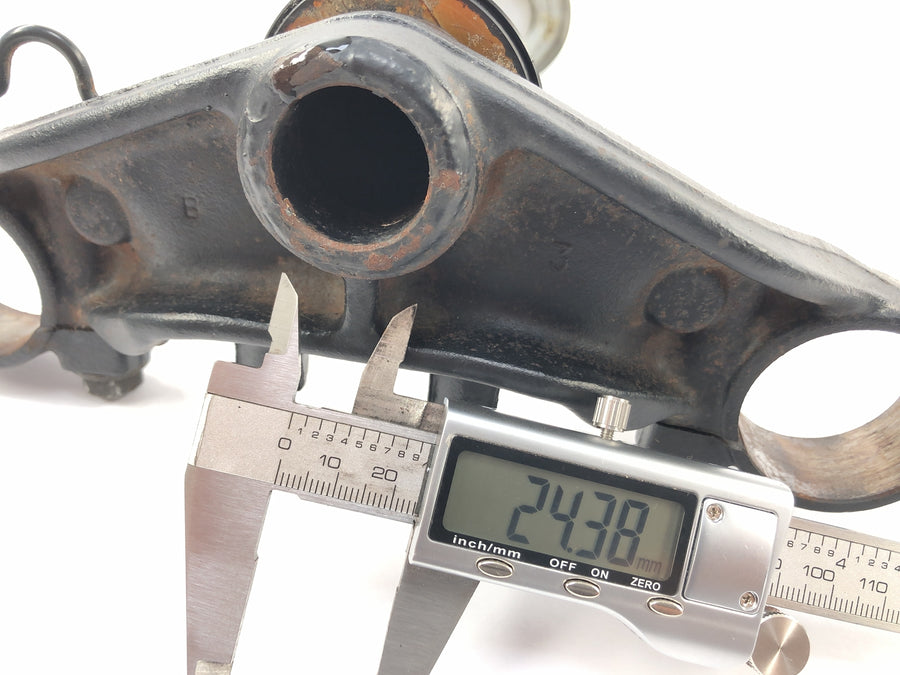 Honda CB 750 RC42 [1996] - Fork Bridge nedan
