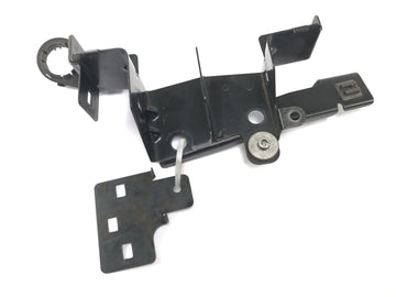 BMW R 850 C 259C [1999] - Fästet Metal Plate Retaining Plate enhetshållare