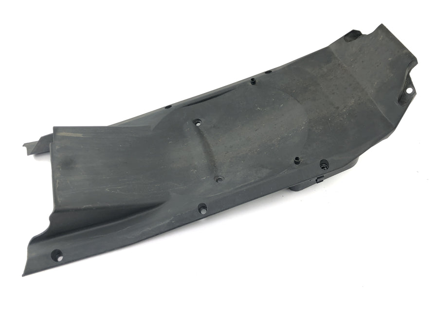 Moto Guzzi Stelvio 1200 8V [2016] - Bakre innerpanel underkåpa stänkskydd