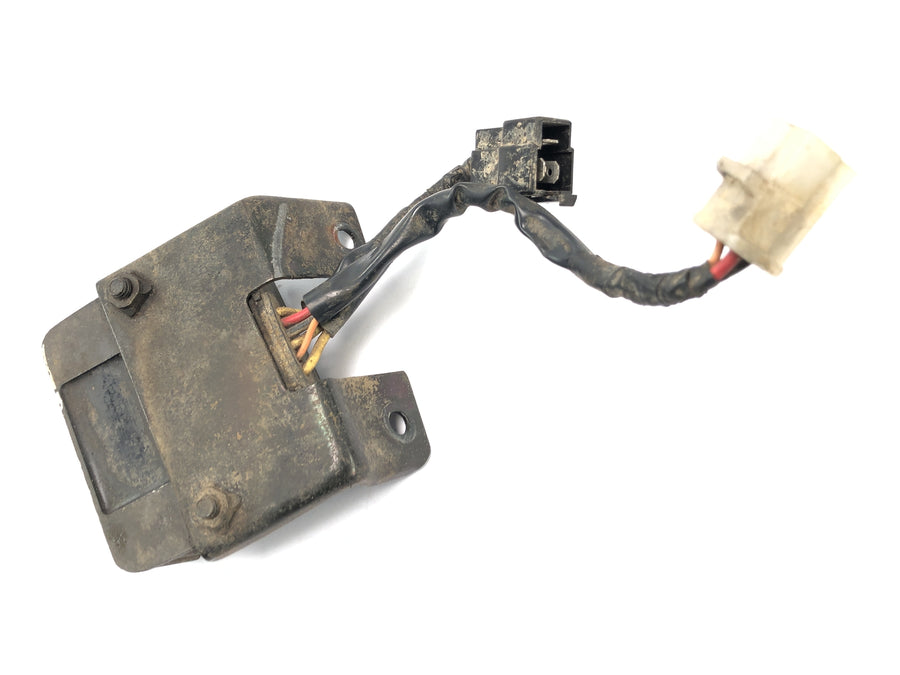 Suzuki DR 350 SK42B [1991] - Spänningsregulator likriktadladdningskontroller